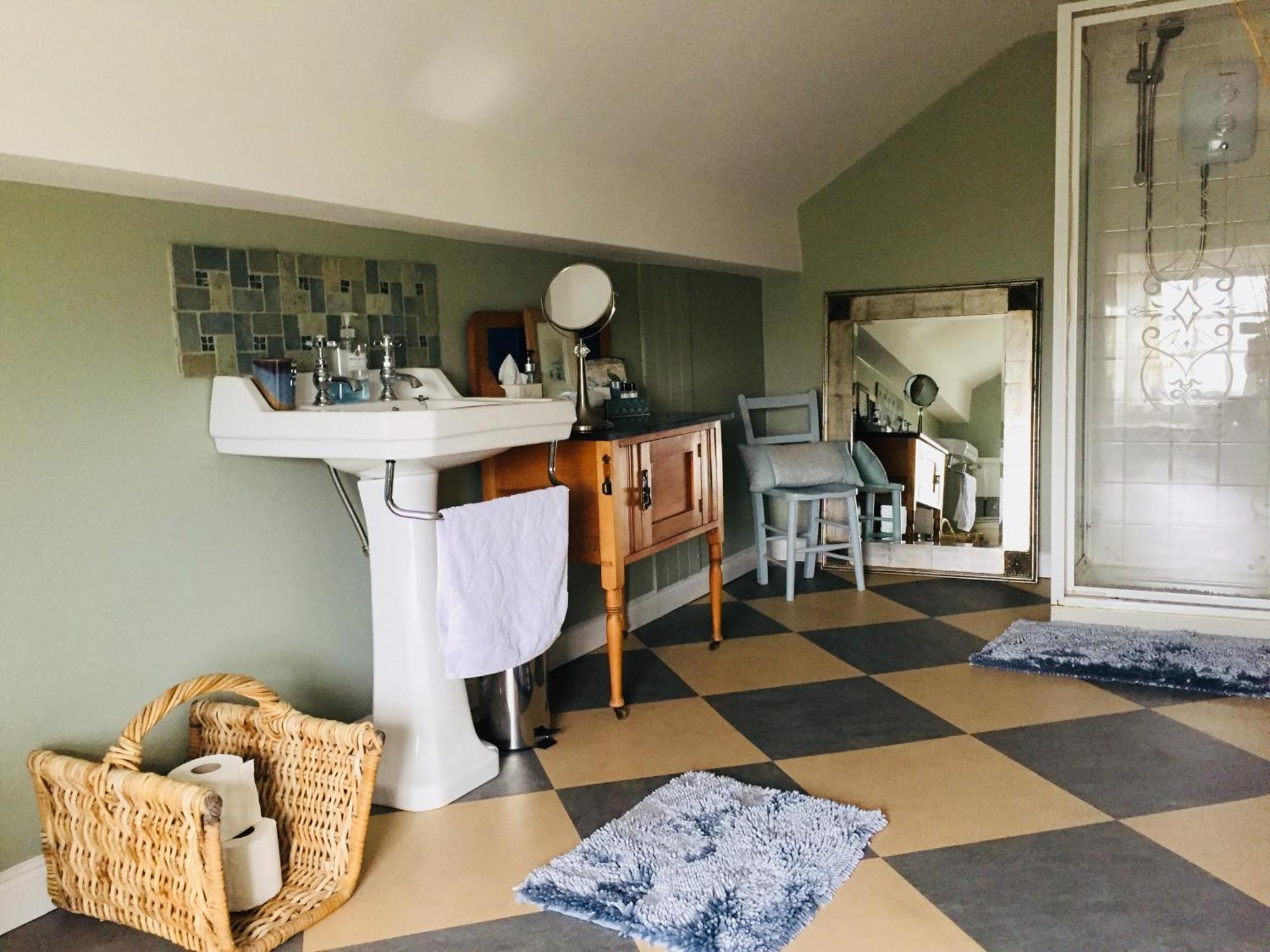 Larchmount House B&B Londonderry Ngoại thất bức ảnh